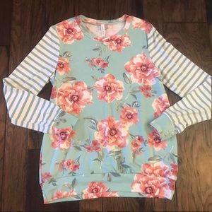 Mixed print top